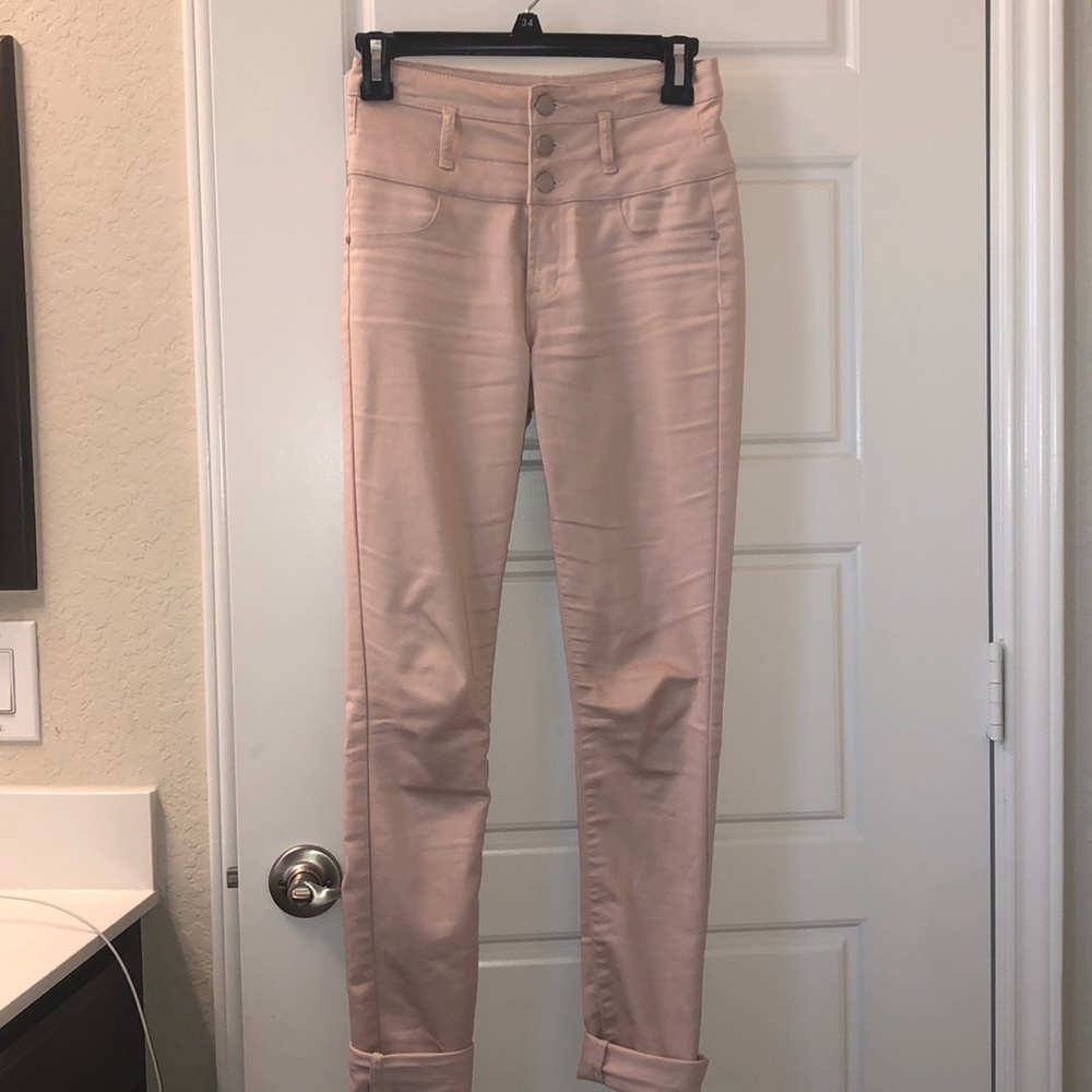 Pastel pink skinny fashion jeans